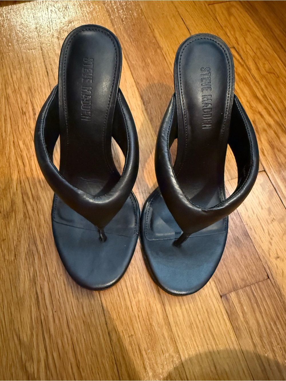 Steve Madden Black Thong Heel Sandals